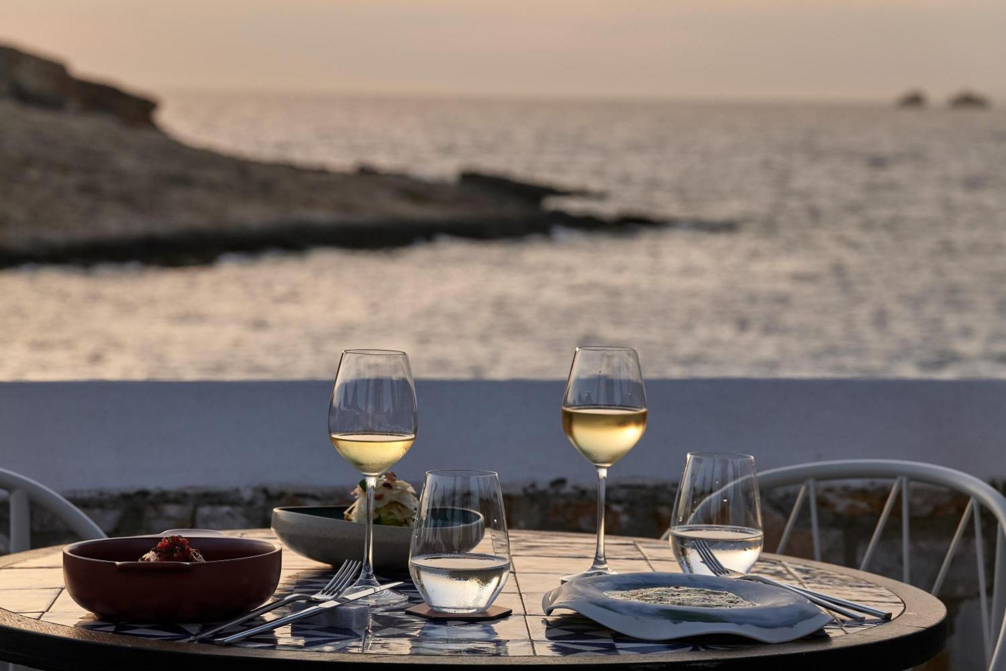 Andronis Minois Hotel Parasporos Buitenkant foto